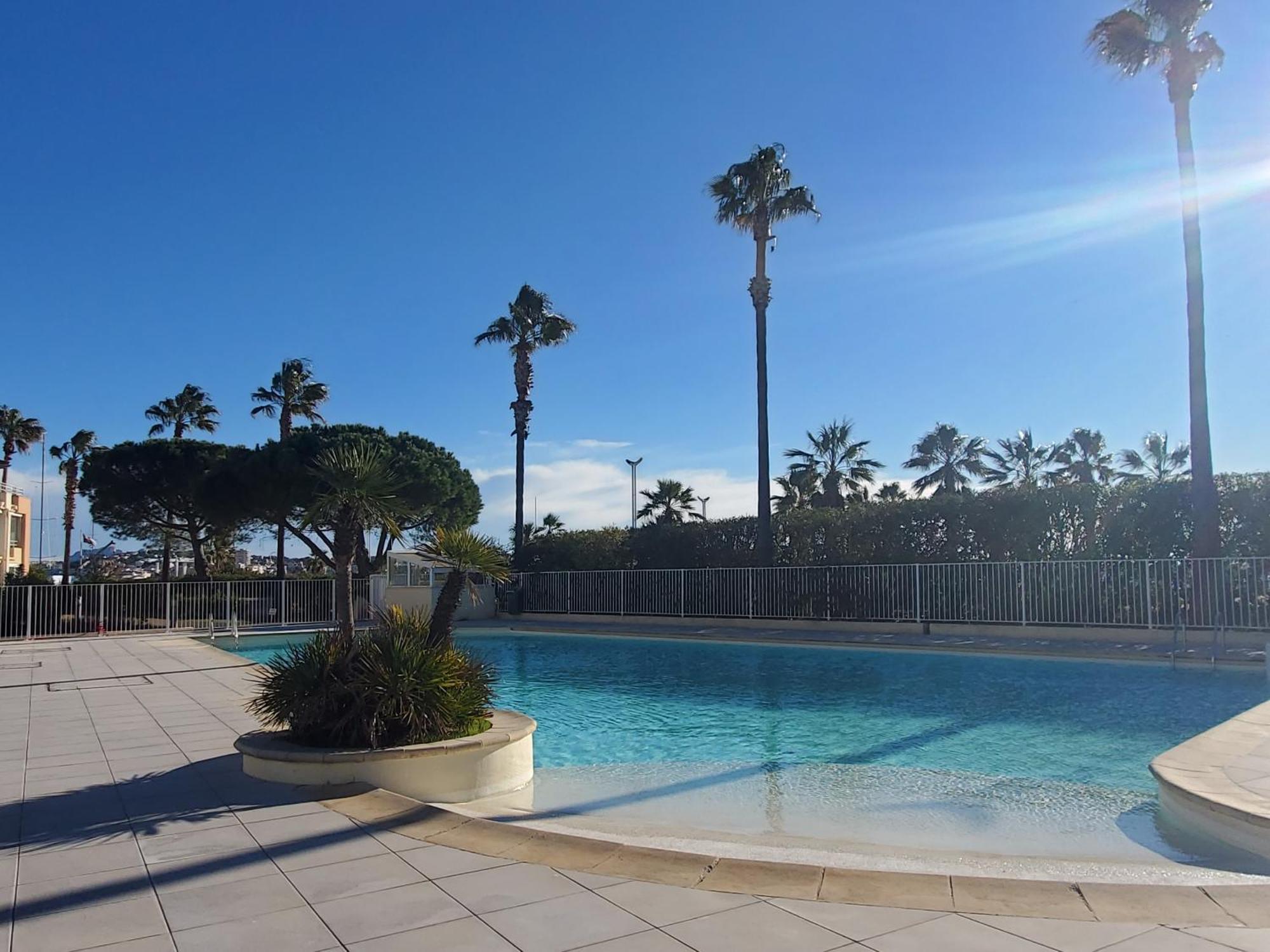 Residence Cap Hermes, Incroyable Vue Sur Le Port, Фрежус Екстер'єр фото