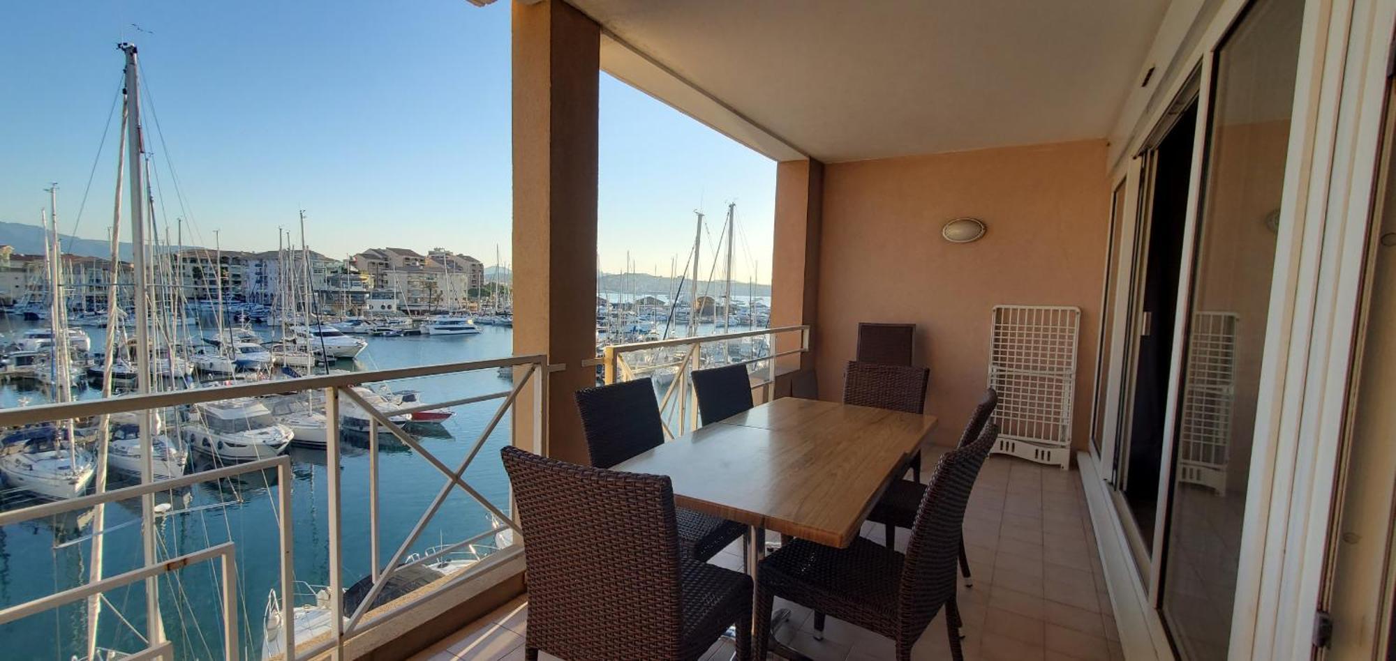 Residence Cap Hermes, Incroyable Vue Sur Le Port, Фрежус Екстер'єр фото