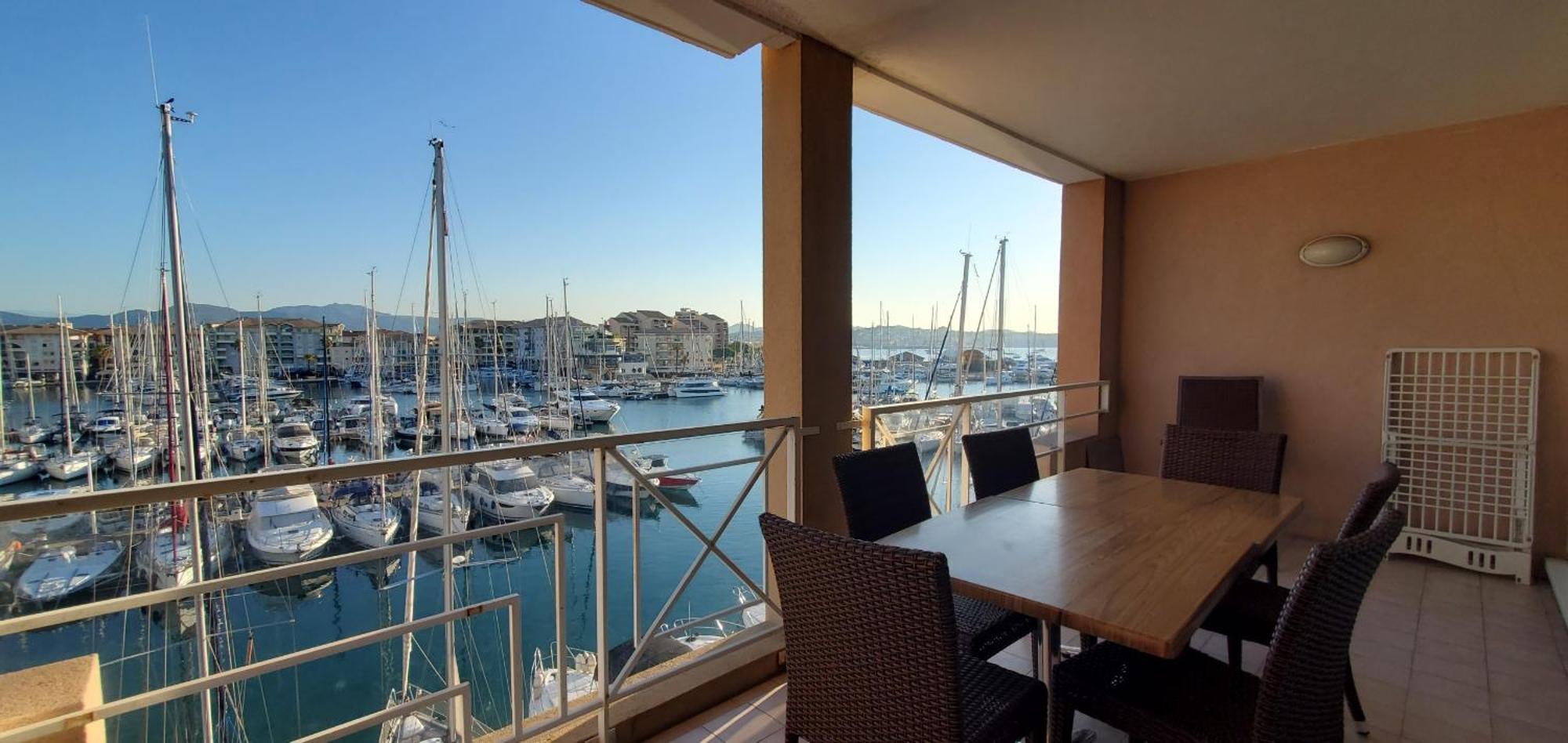Residence Cap Hermes, Incroyable Vue Sur Le Port, Фрежус Екстер'єр фото